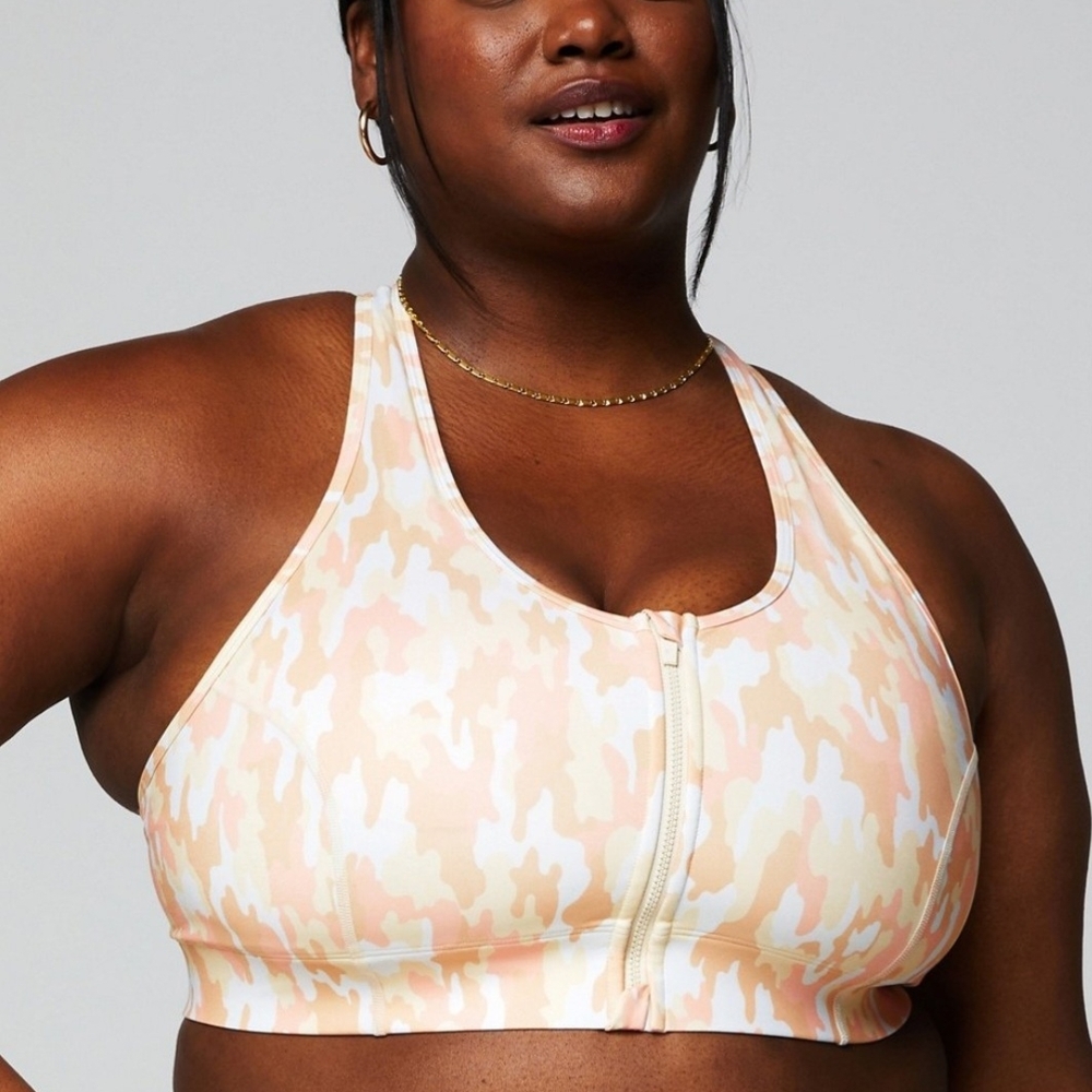 ON-THE-GO Zip Medium Impact Sports Bra - Micro Camo